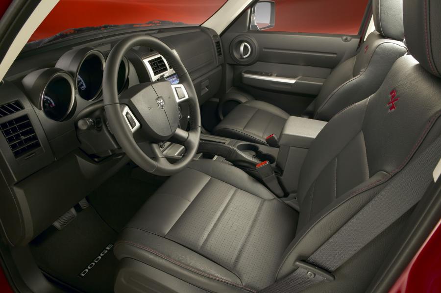  Dodge Nitro 2007 года  (фото 40 из 152)